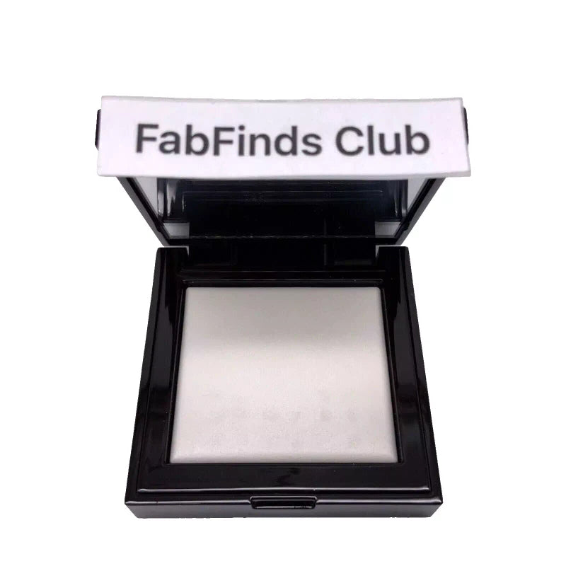 Laura Mercier Secret Blurring Powder For Under Eyes Shade 1 LIGHT / MEDIUM