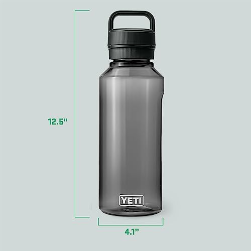 YETI Yonder Water Bottle with Yonder Chug Cap, Lightweight, Leakproof and BPA-Free