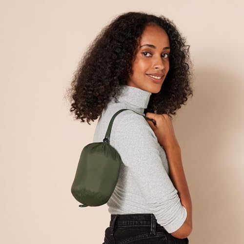 Amazon Essentials Women's Lightweight Water-Resistant Packable Puffer Jacket (Available in Plus Size)