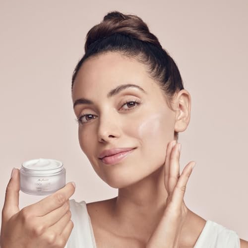M. Asam Magic Care Perfect Teint (1.01 Fl Oz) - Transparent Make Up, Skin Care Face Cream And Makeup Primer. Beauty Product That Is Known To Minimize Wrinkles & Pores, With Peptide Complex & Retinol