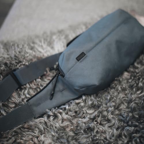 Thule Aion Sling Bag