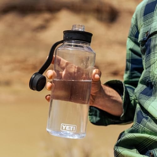 YETI Yonder Water Bottle with Yonder Tether Cap, Lightweight, Leakproof and BPA-Free