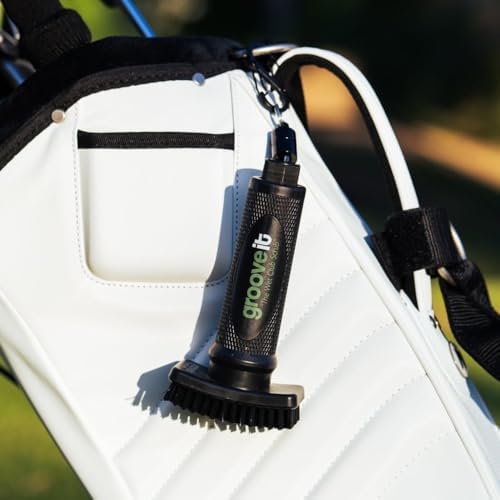 Grooveit The Wet Club Scrub Golf Water Brush - 3 Year Warranty - Anti-Leak Design - Magnetic Brush with Nylon-Bristle Head - Patented Pump for Easy Cleaning - Wide Cleaning Coverage - Long Lasting