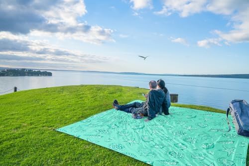 WEKAPO Beach Blanket Waterproof Sandproof Oversized, Extra Large Beach Mat Sand Free, Lightweight & Compact Sand Free Mat with 6 Stakes & 4 Corner Pockets