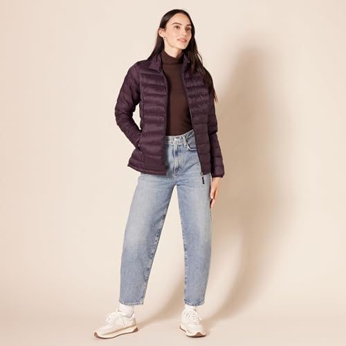 Amazon Essentials Women's Lightweight Water-Resistant Packable Puffer Jacket (Available in Plus Size)