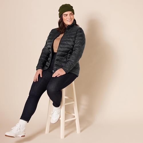 Amazon Essentials Women's Lightweight Water-Resistant Packable Puffer Jacket (Available in Plus Size)