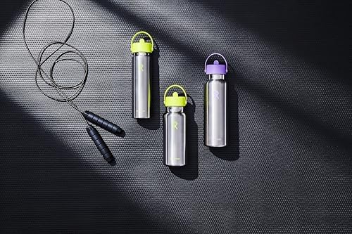 HYDRO FLASK Wide Mouth vacuum insulated stainless steel water bottle with leakproof closeable straw lid for cold water drinks, sports, travel, car and school