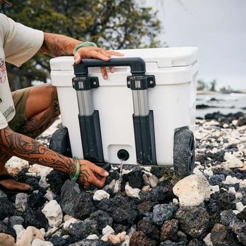 YETI Roadie 32 Wheeled Cooler