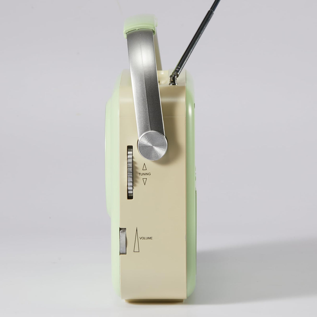 Small Radios Portable AM FM, Vintage Transistor Radio with Bluetooth, Battery Operated and Plug in Wall Retro Radio for Home/Outdoor, Large Dial Easy to Use, Christmas Seniors Gifts