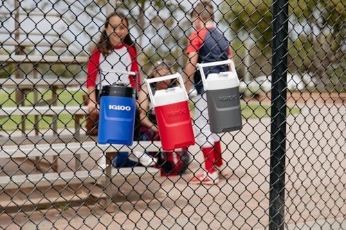 Igloo 1/2 Gallon Insulated Sports Water Jug with Hooks