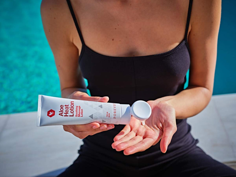 Aloe Heat Lotion Soothing Massage Lotion 4 fl. oz. (118 ml) By Forever (1 X Lotion)