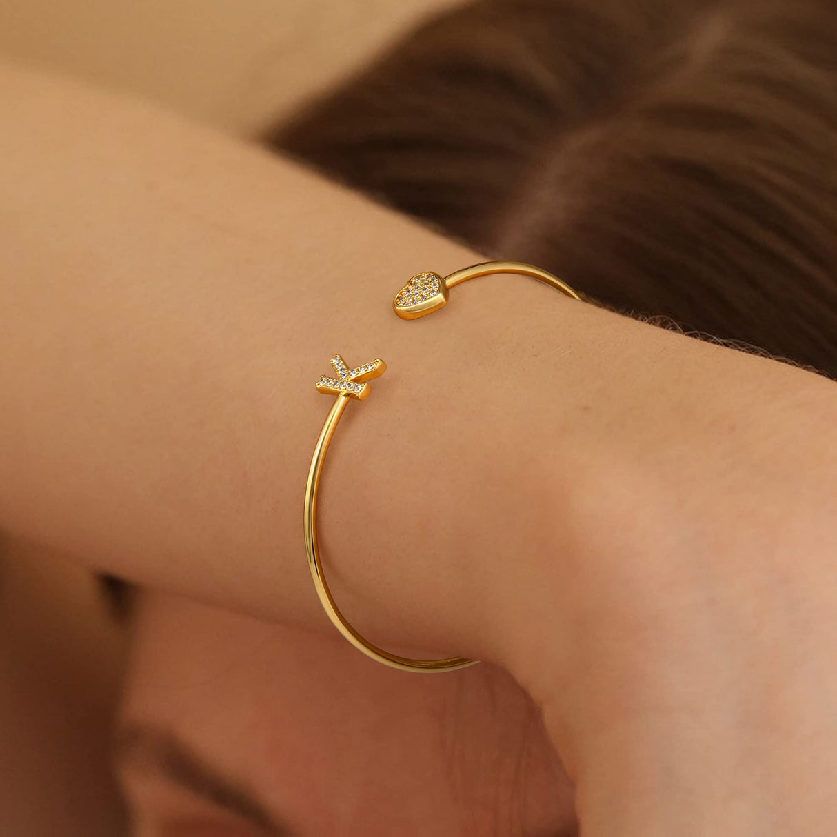 Gold Bangle Bracelets for Women Girls - 14K Gold Plated A Initial Bracelet for Women Gold Bracelets for Women Initial Bracelet for Girls Heart Gold Bangles for Women Bracelets for Teen Girls Gifts