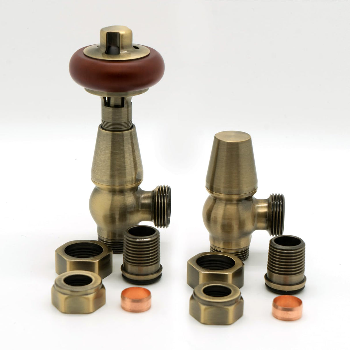 VANCOCO Traditional Angled Radiator Valves 1/2"×15mm, Brass Thermostatic Valve with Solid Wood Handwheel, Cast Iron Antique TRV Pair (Antique Brass)