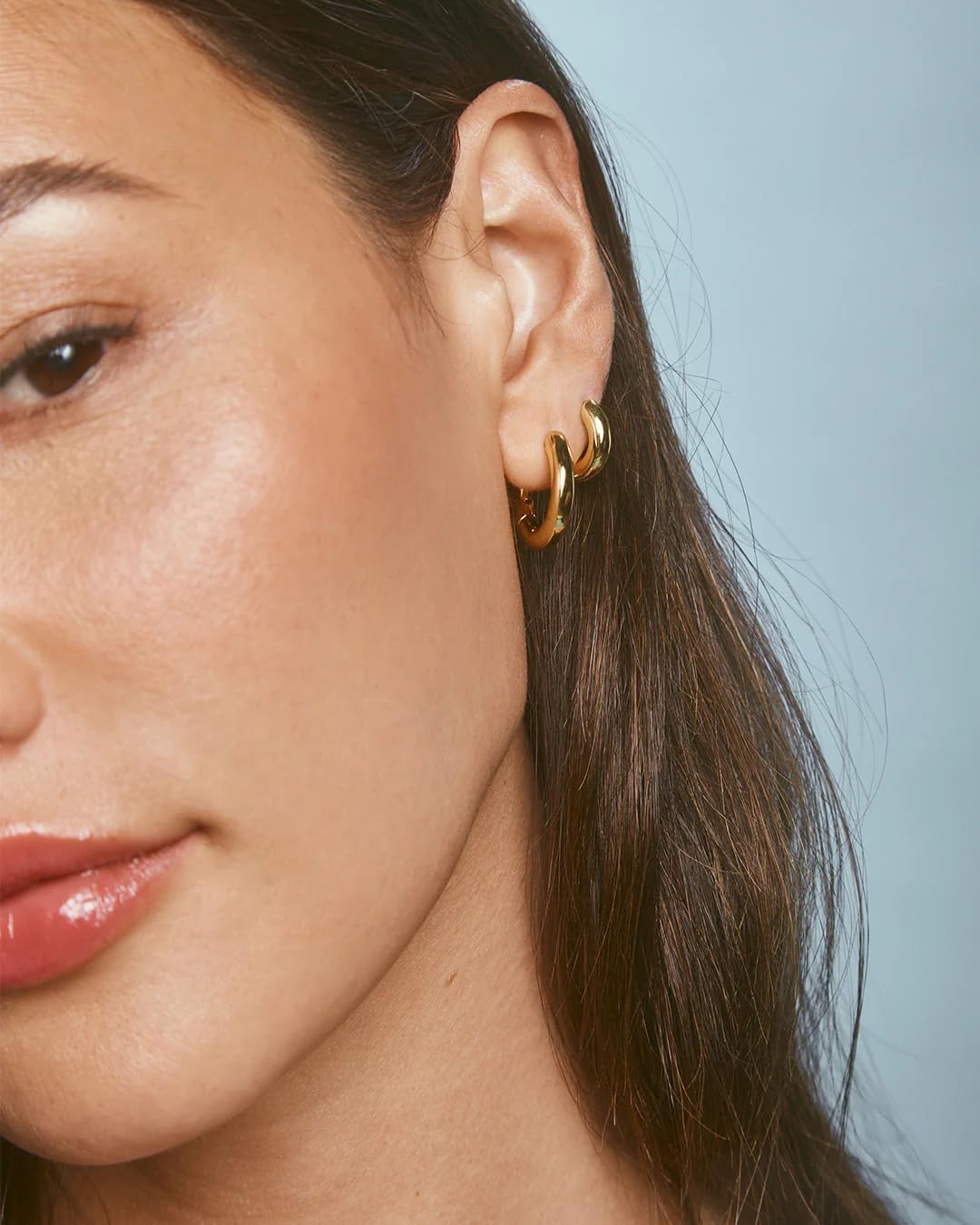 gorjana - Lou Huggies 1/2" Drop - 18k Gold Plated for Women