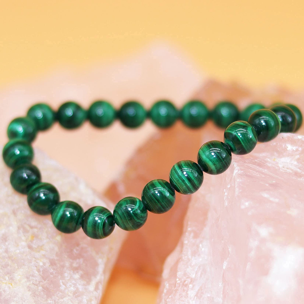 DAZCOLO 8mm Natural Crystal Stretch Bracelet (Malachite)
