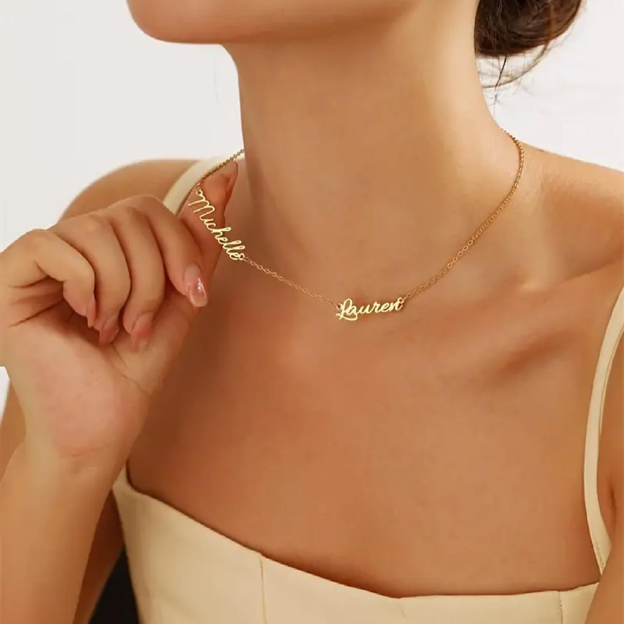 Ajiangwu 18K Gold Plated Name Necklace Personalized,Multiple Custom Name Necklace Family Necklace with Kids Names Customized Choker Necklace for Women