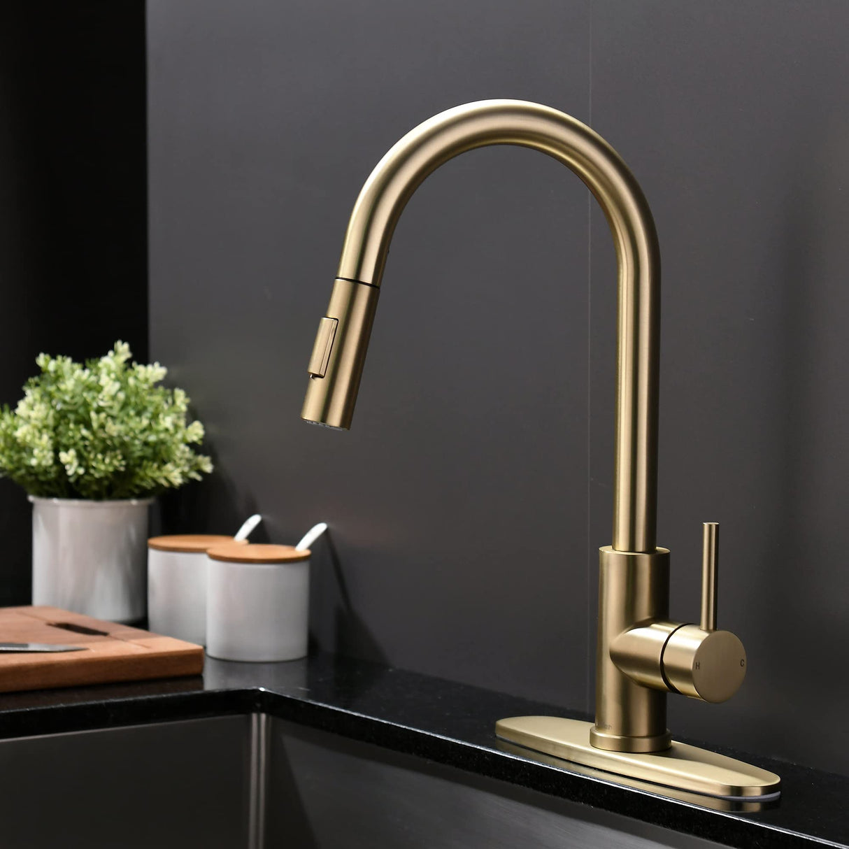 Tohlar Pull Down Kitchen Faucet Sprayer Head Replacement Part, 3 Function Pull Out Sink Sprayer Replacement Nozzle, Kitchen Faucet Head Hose Spray Tap Spout, Brushed Gold