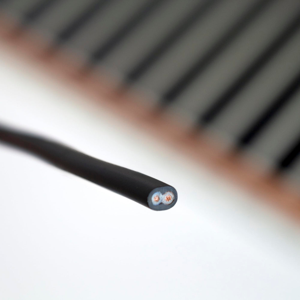 Kudos-Trading Mirror Heater Demister Pad Heated Mist Free Bathroom Makeup Shaving Demista IP44 Rating Mirror Defogger Anti-Fog Easy to Clean Self-Adhesive No More Steam. (MH 7010 300 x 250mm).