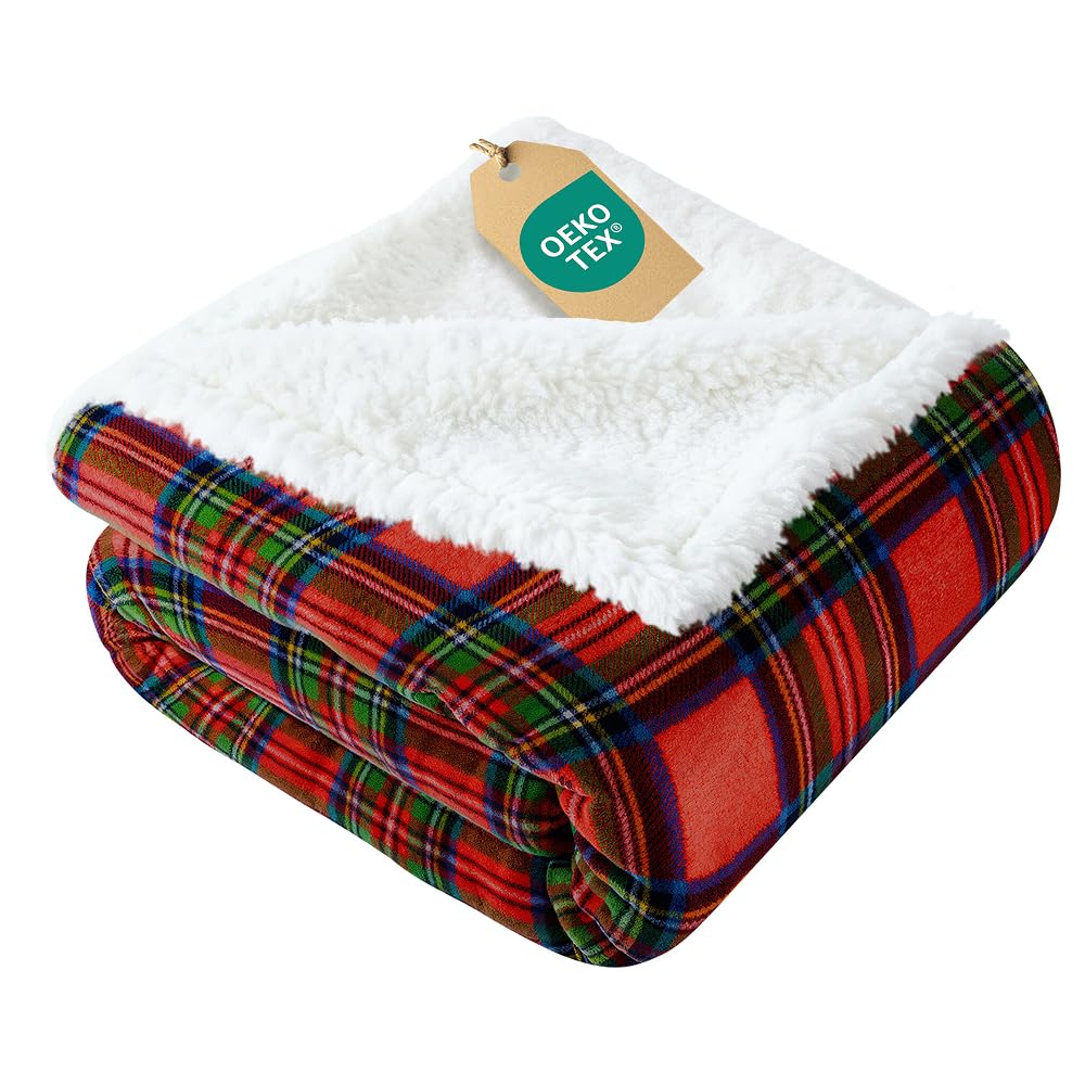 Christmas Sherpa Blanket Throw Size - Reversible Sherpa Fleece Blanket - Super Soft Double Sided Throw for Bed, Sofa, Couch - Thick, Warm, Cozy & Plush - Xmas Winter Bedding - Christmas Tartan, 50x60