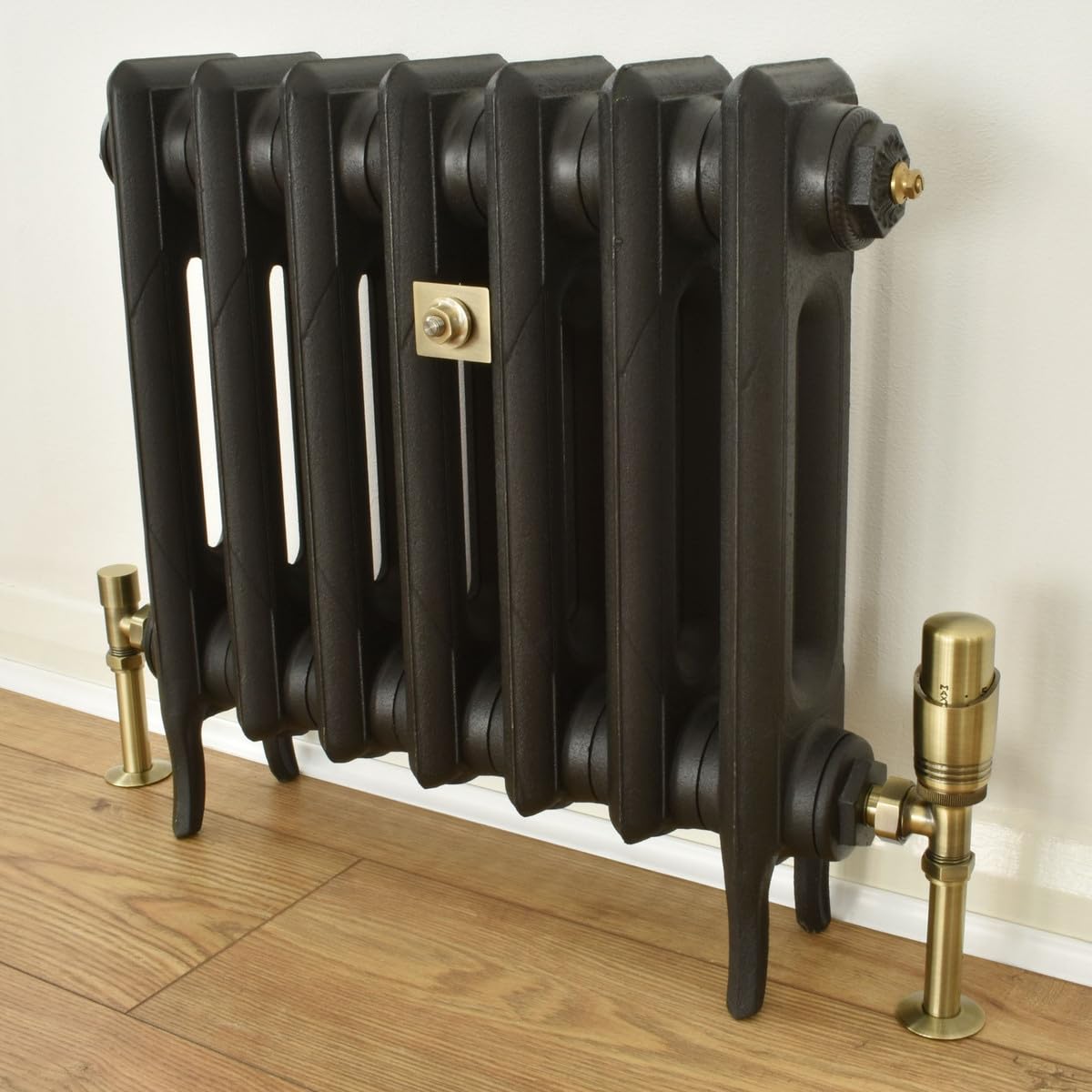 Sandy Beach Antique Brass Radiator Valves - Straight with Lockshield (15mm)