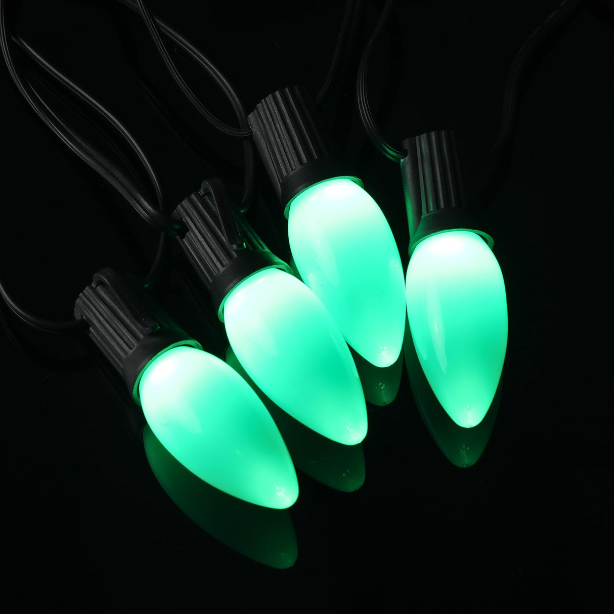 VISTERLITE 25-Pack Ceramic C9 Christmas Light Bulbs, Green LED Light Bulbs Holiday Decoration, Green Christmas Decor for Indoor & Outdoor Use, E17/C9 Intermediate Base