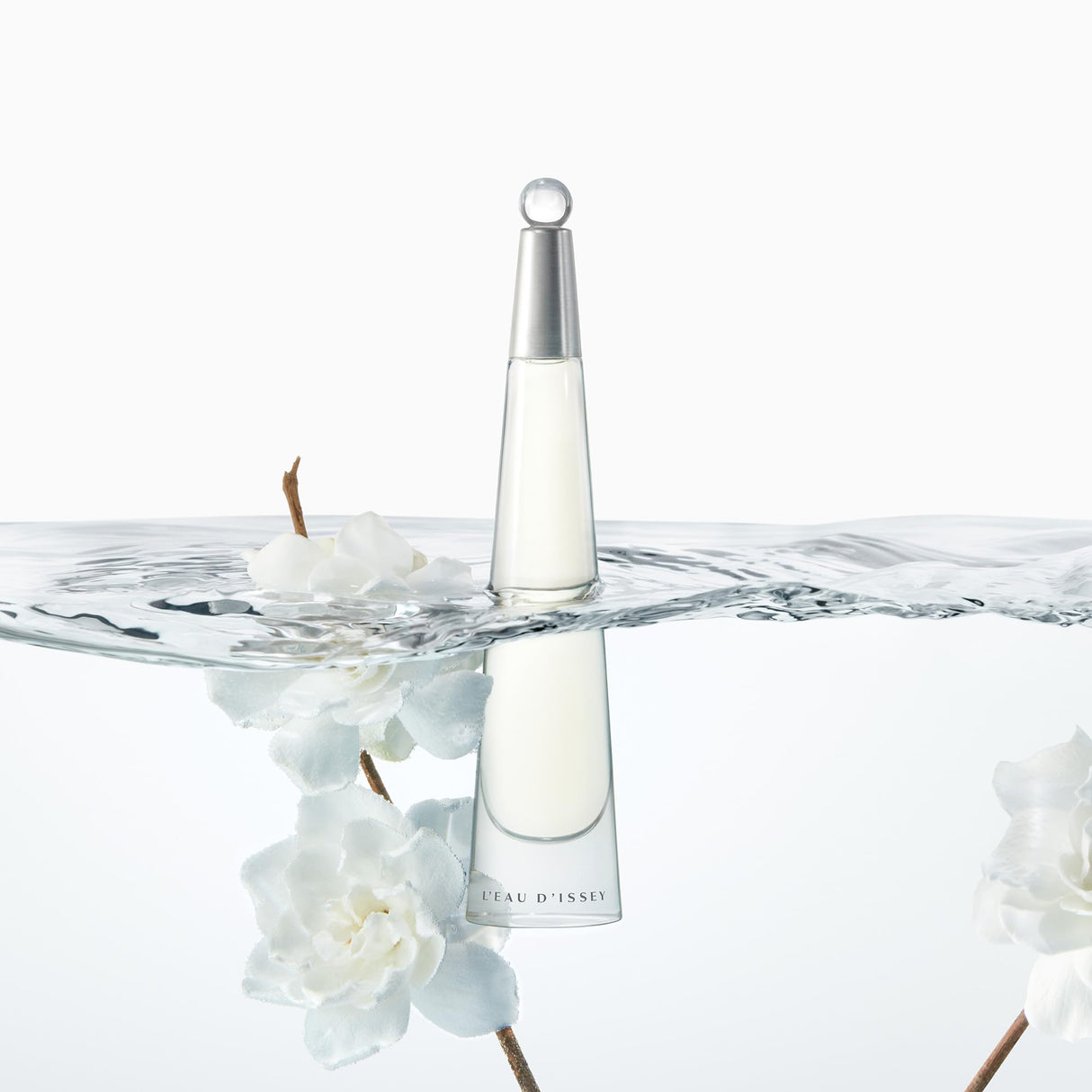 Issey Miyake L'Eau d'Issey Eau de Toilette - Fragrance for Women - Floral & Aquatic, Inspired by the Purity of Water - With Notes of White Flowers, A Lotus Rose Accord & Sandalwood - 1.7 oz