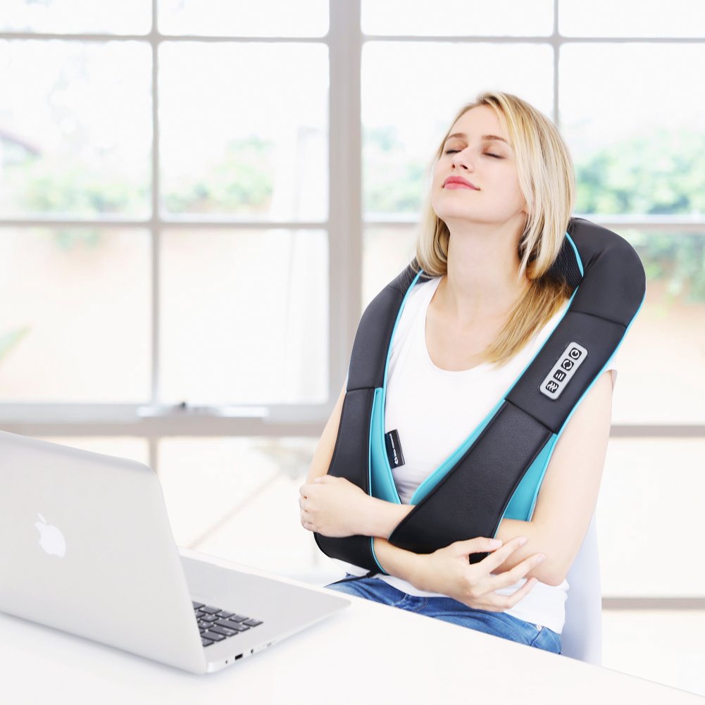 Mo Cuishle Shiatsu Neck and Shoulder Massager with Heat – Deep Kneading Massage for Relaxation – Ideal for Christmas, Mother's Day, Father's Day, Gifts for Men, Women, Mom and Dad