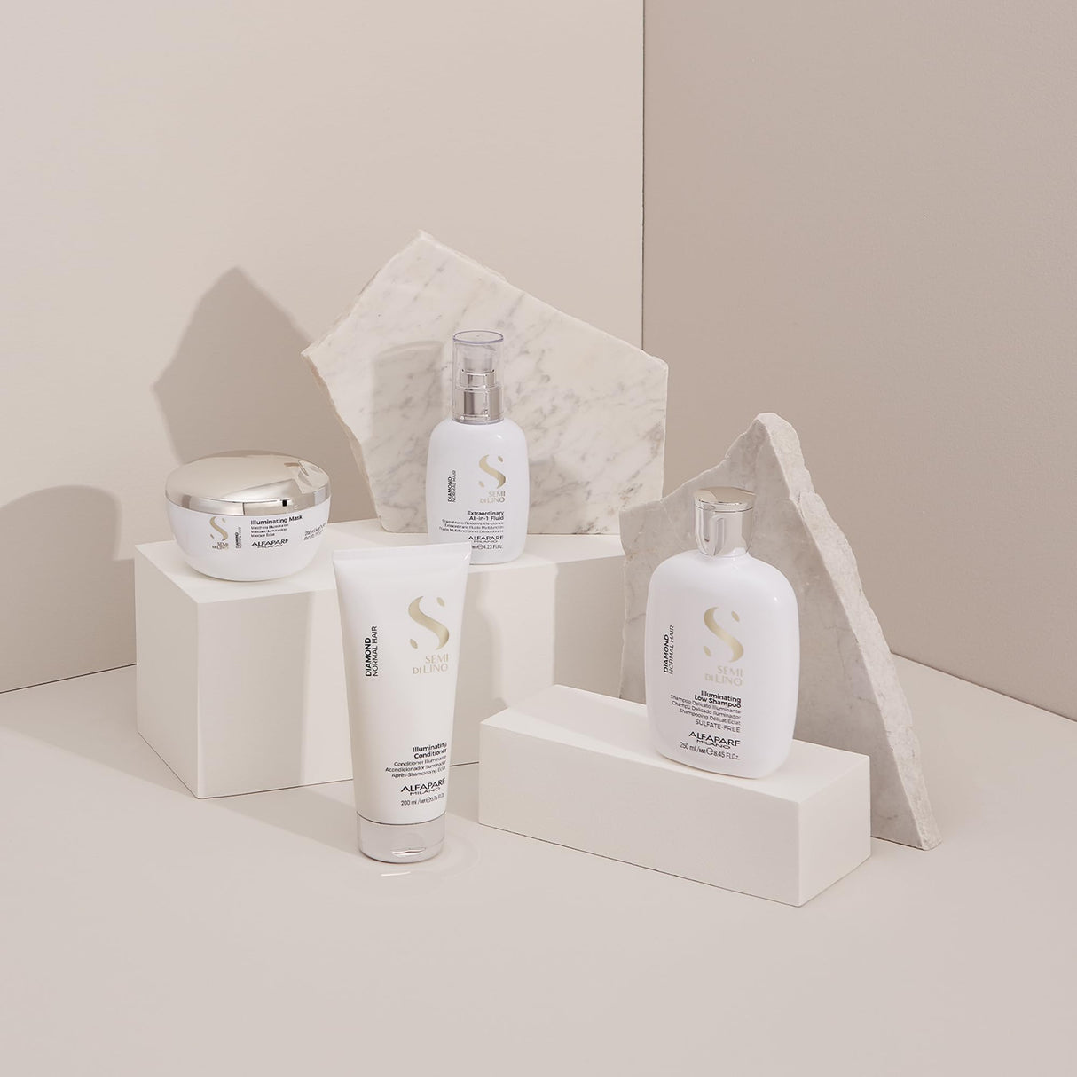 Alfaparf Milano Semi Di Lino Diamond Illuminating Conditioner - Moisturizing Conditioner For Normal and Color Treated Hair - Sulfate & Paraben Free Professional Hair Care (33.8 oz)