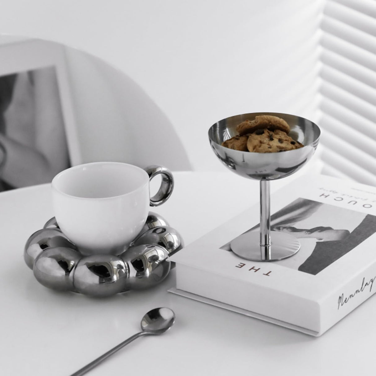 Hapivida Ice Cream Cup, 4Pcs Stainless Steel Serving Dessert Bowls Cups Sauce Bowls Mini Round Footed Yogurt Snack Candy Cups for Salad Fruit Pudding Christmas Party