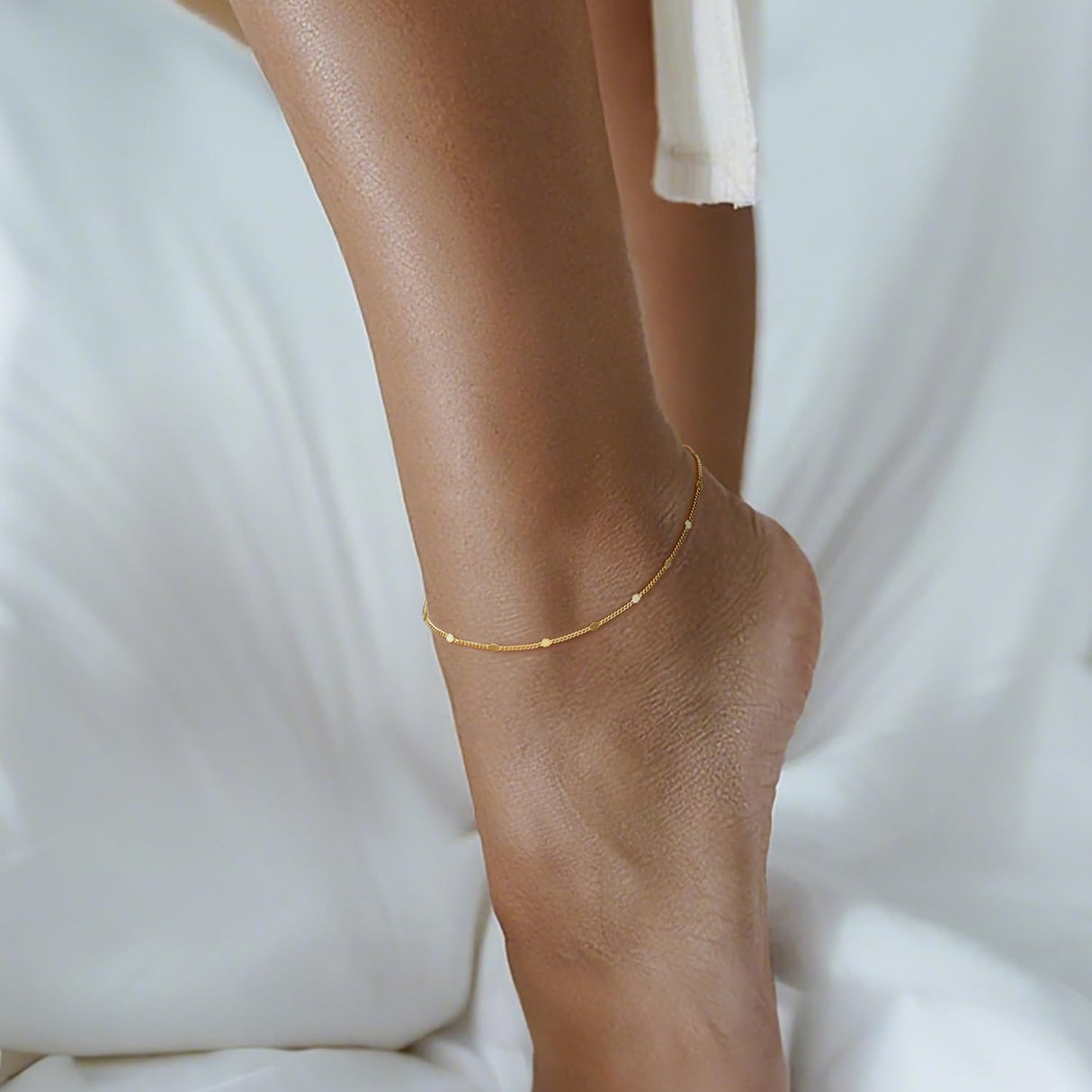 AOZELAN 14K Gold Anklets for Women Gold Ankle Bracelets for Women Cuban Chain with Spaced Tiny Disc 11(9+2) Inches