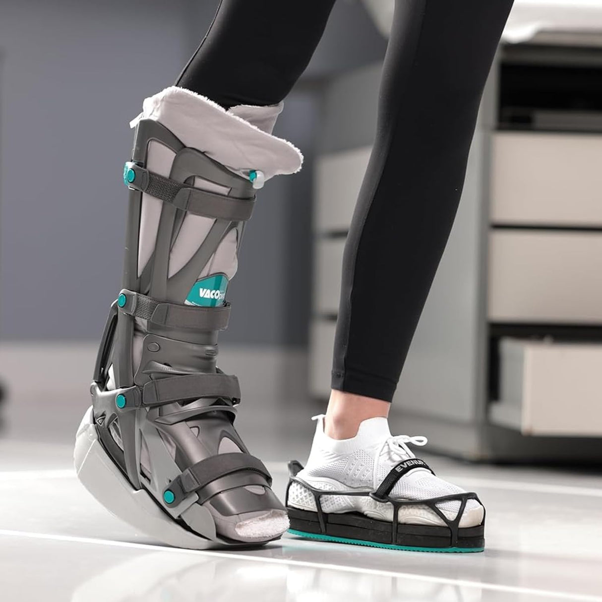 EVENup The Authentic Shoe Balancer Size Small for use with Walking Boot or leg length discrepancy. Improves your gait using a variety of height adjustments.