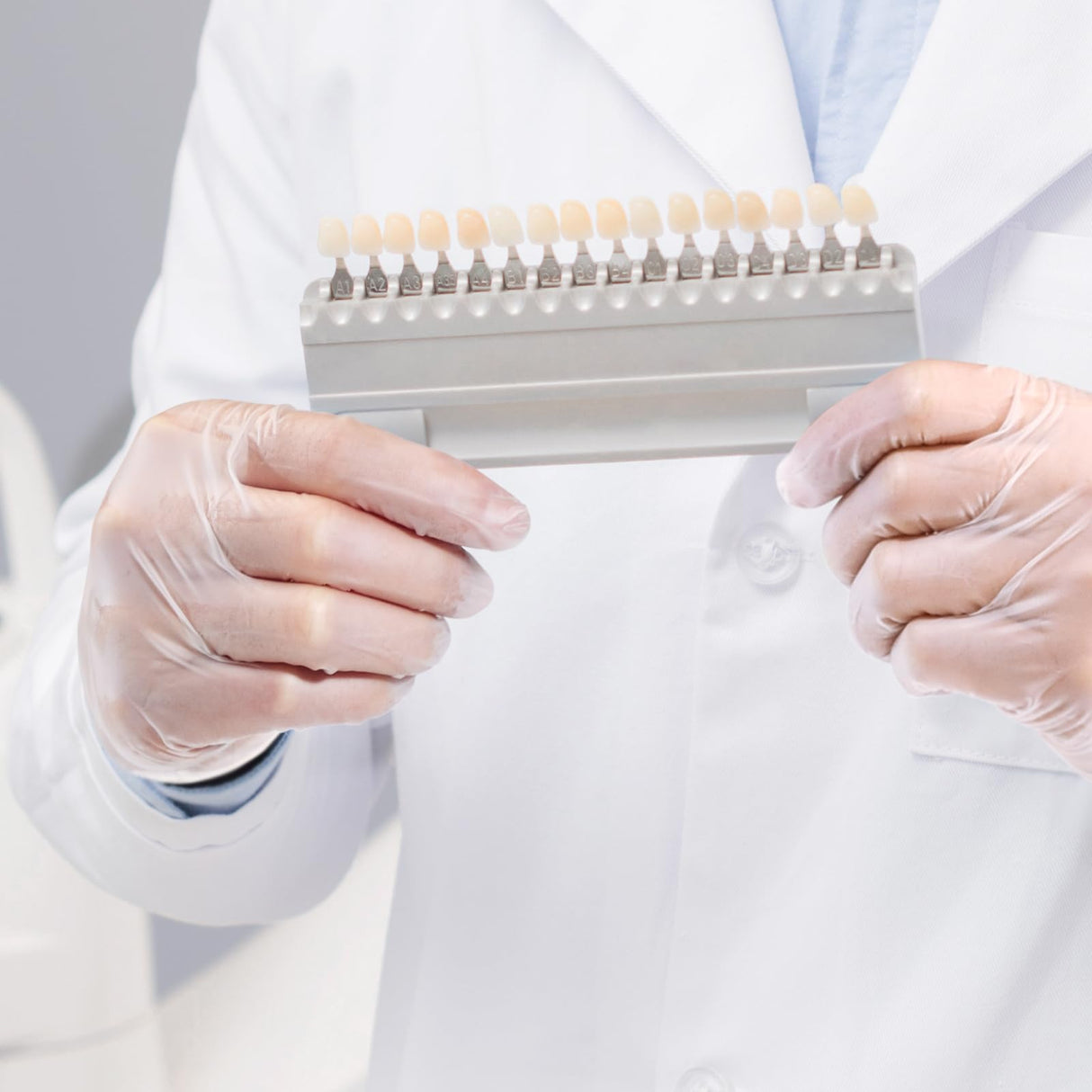 Schneider Clear Vinyl Exam Gloves, 4-mil, Medium 1000-ct Case, Latex-Free, Disposable Gloves, Medical Gloves, Cleaning Gloves, Food Prep Gloves, Food Safe Rubber Gloves, Powder-Free, Non-Sterile