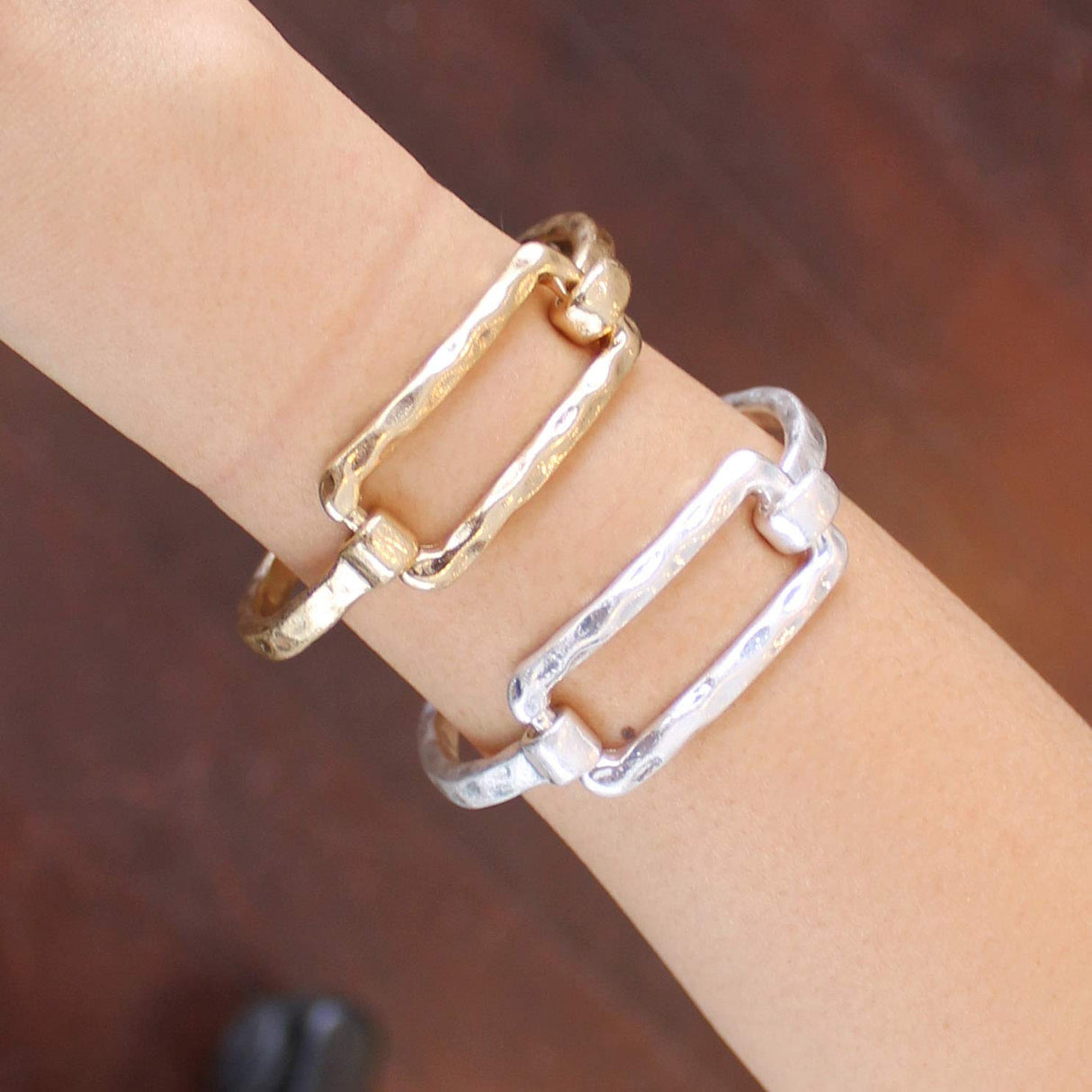 POMINA Gold Fashion Bracelet Spring Tension Hook Bangles Worn Gold Silver Unique Style Bracelet