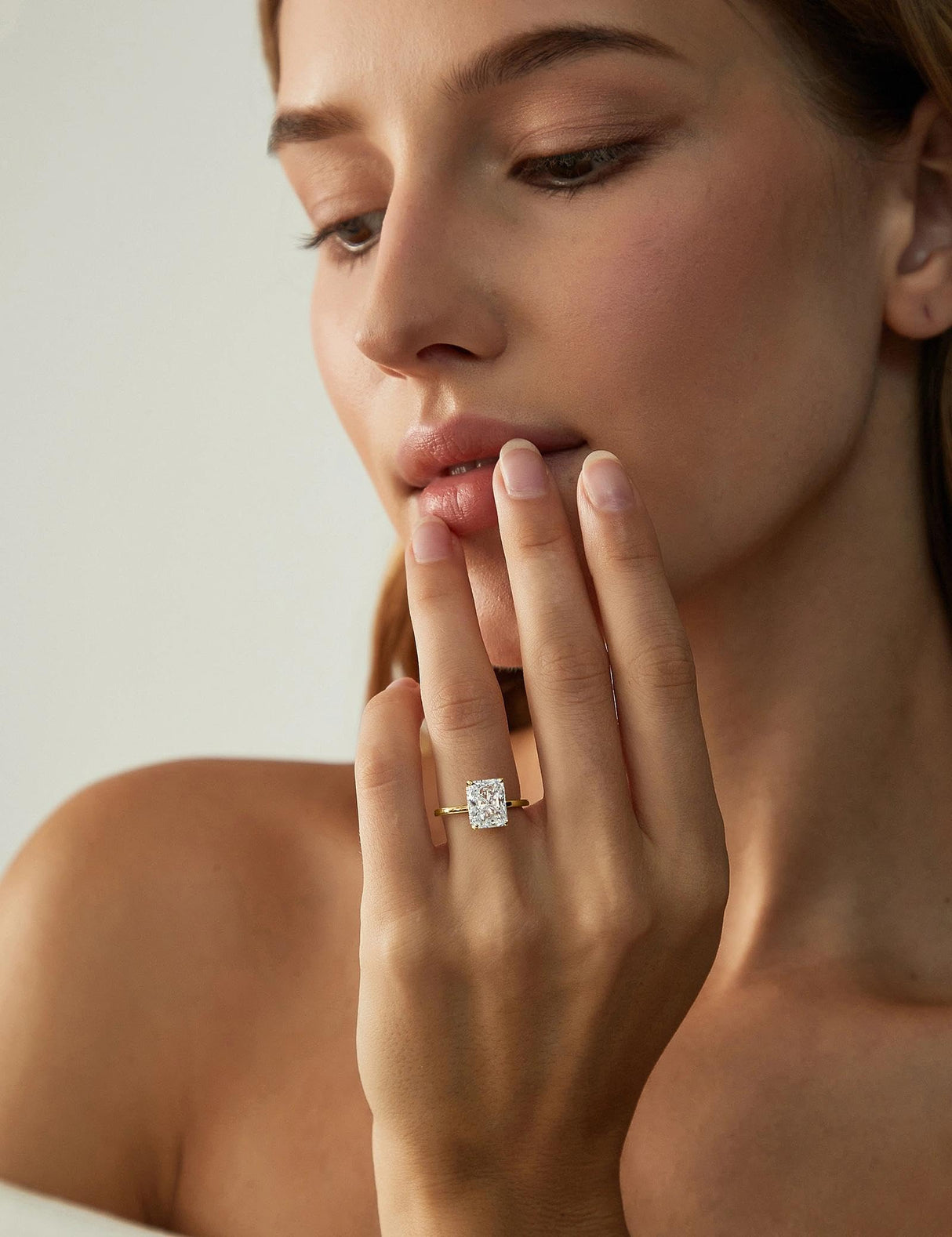 EAMTI 3CT Engagement Rings for Women Radiant Cut CZ Solitaire Promise Wedding Bands Travel Ring 14K Gold Plated Size 7