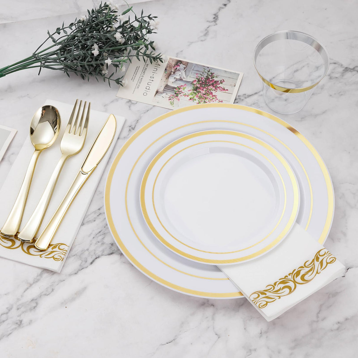 BESTVIP 700 PCS Gold Dinnerware Set for 100 Guests, Plastic Dinnerware Set for Party, Christmas, Halloween, Include: 200 Plastic Plates, 100 Gold Silverware, 100 Cups, 100 Paper Napkins