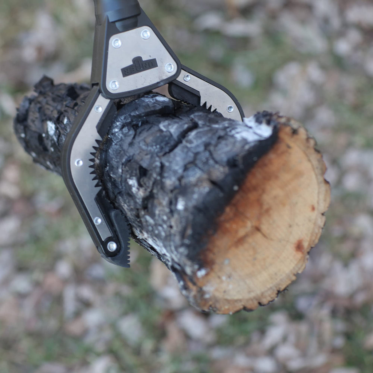 Unger Professional 42” Rugged Reacher – Reacher Grabber Tool & Trash Picker, Outdoor Trash Picker Upper Tool, Heavy Duty Grabber Reacher, Claw Grabber Pickup Tool, Yard Clean Up