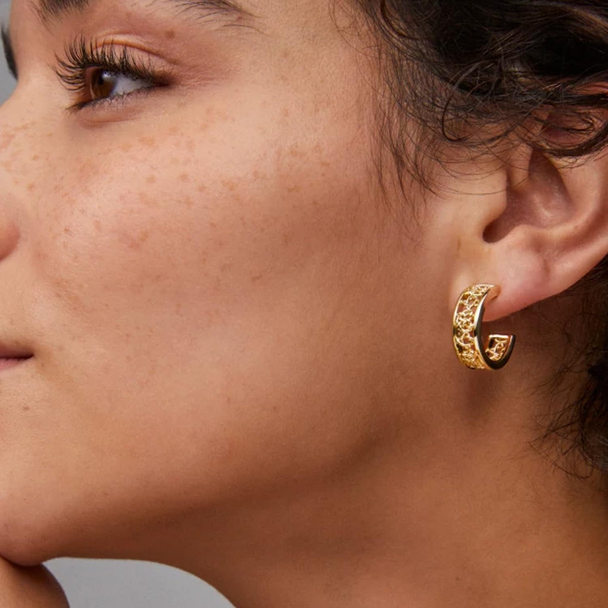Kendra Scott Kelly Huggie Earring, 14k Gold Plated Brass, Fashion Jewelry for Women
