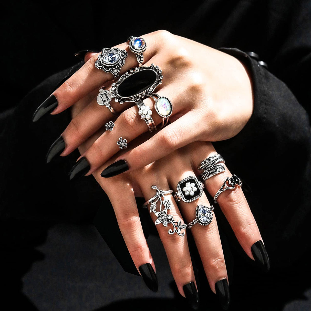 17IF 60 PCS Vintage Silver Goth Ring Set for Women, Punk Boho Chunky Knuckle Stackable Finger Ring Pack Aesthetic Grunge Adjustable Retro Stone Opal Crystal Cat Snake Flower Gothic Rings