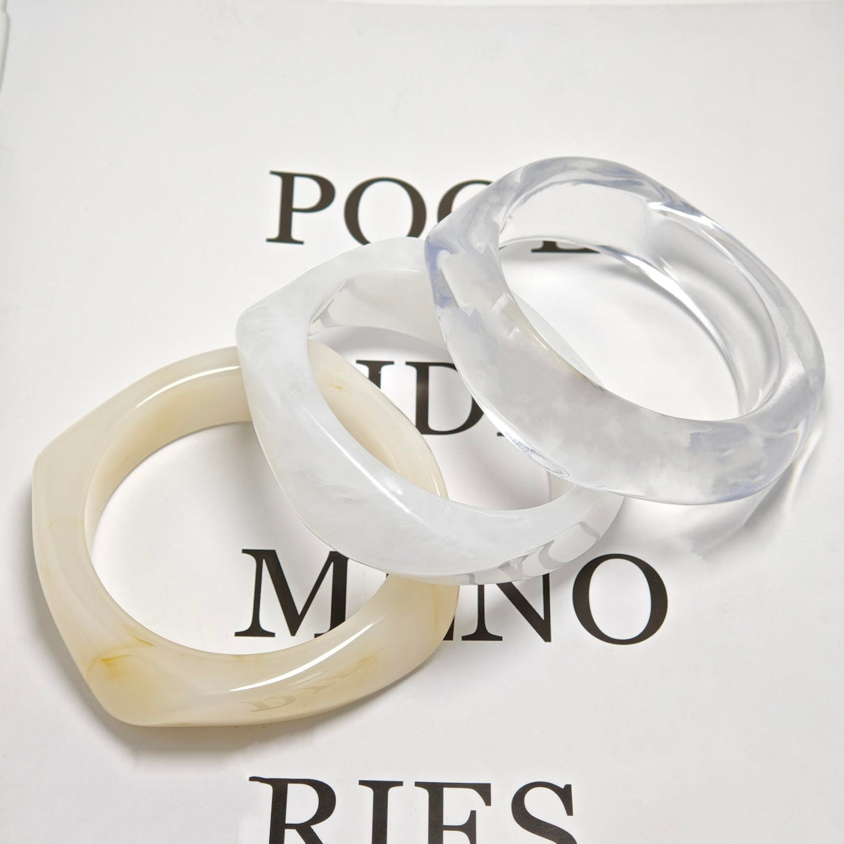 CXENSJH 3Pcs Chunky Acrylic Bracelets for Women Large Square Chunky Acrylic Resin Bangle Bracelets Set Jewelry(White)