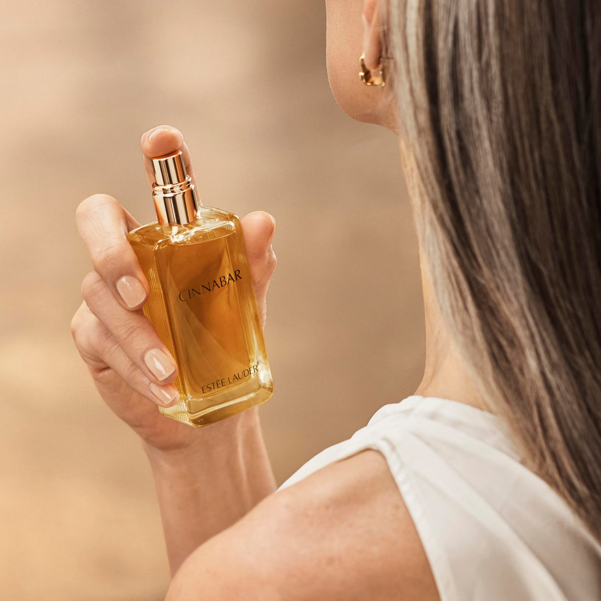 Estée Lauder Cinnabar Eau de Parfum Spray with Notes of Jasmine, Orange Flower & Clove | Women's Perfume, 1.7 Fl Oz