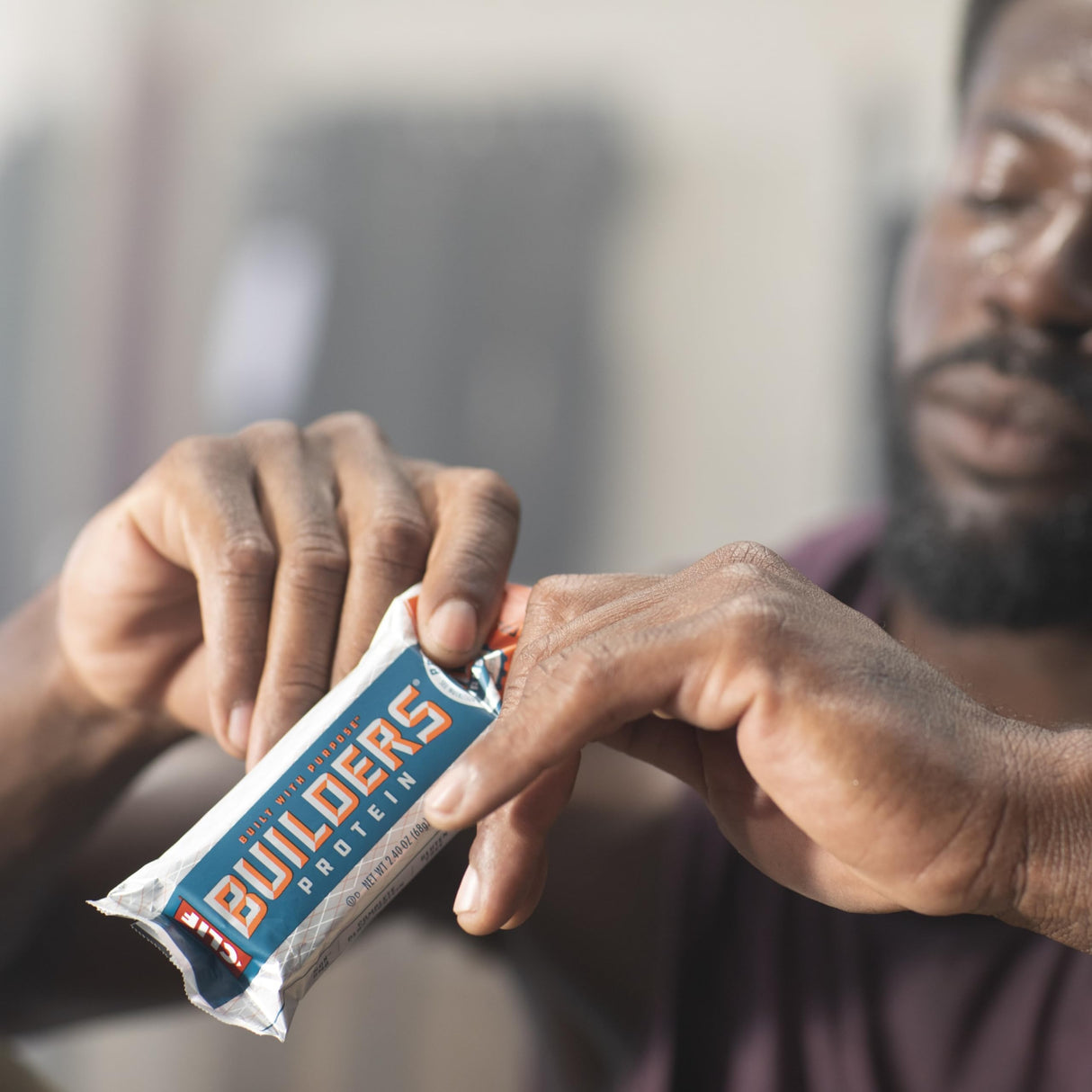 CLIF BUILDERS Protein Bars - Chocolate Peanut Butter Flavor - 20g Plant Based Protein - Gluten Free - Non-GMO - Low Glycemic - No Artificial Sweeteners - Value Pack, 2.4 oz. (12 Count)