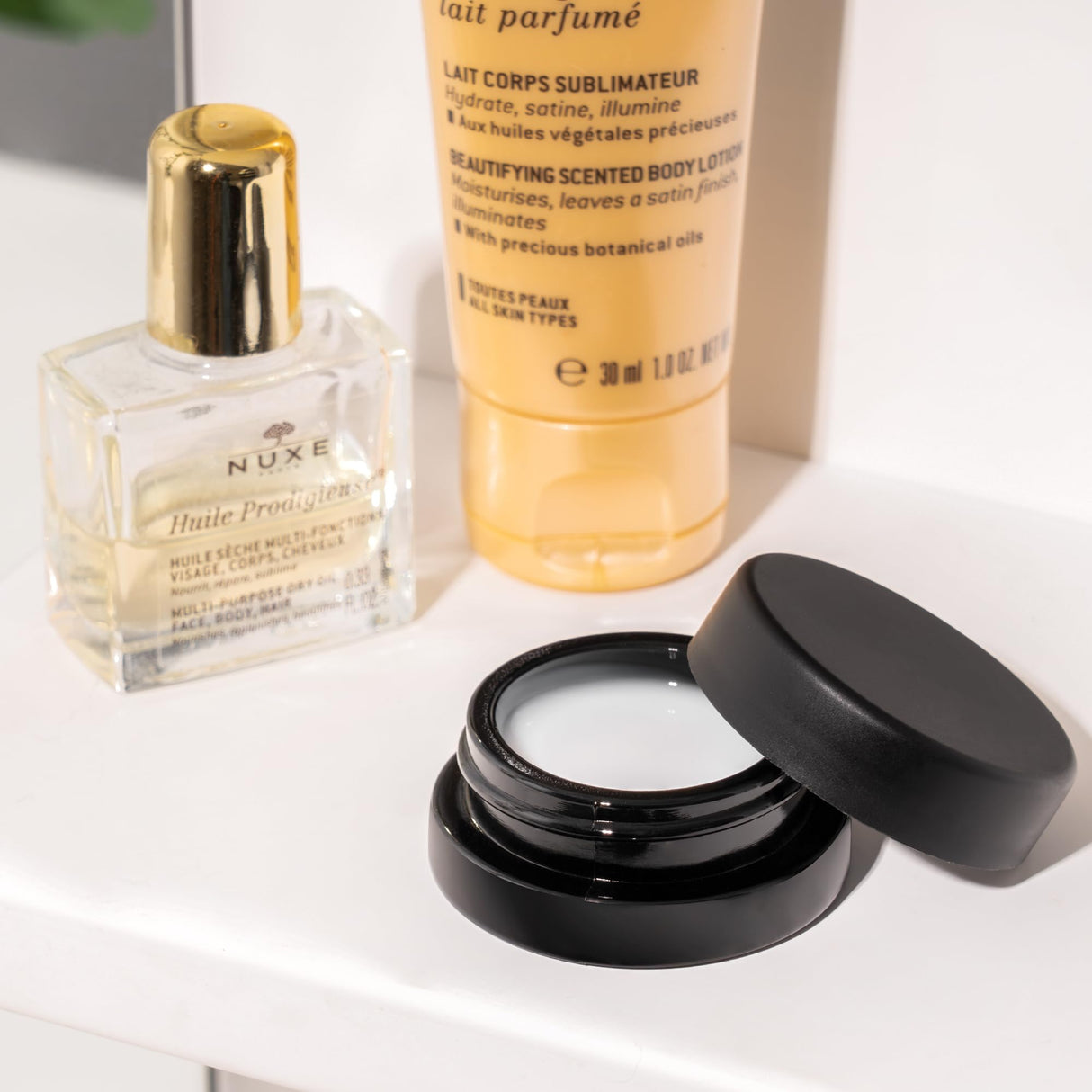 (90 Pack) 7ml Low Profile Thick Black Glass Jars with Black Lids - Airtight Containers for Oil, Lip Balm, Wax, Cosmetics