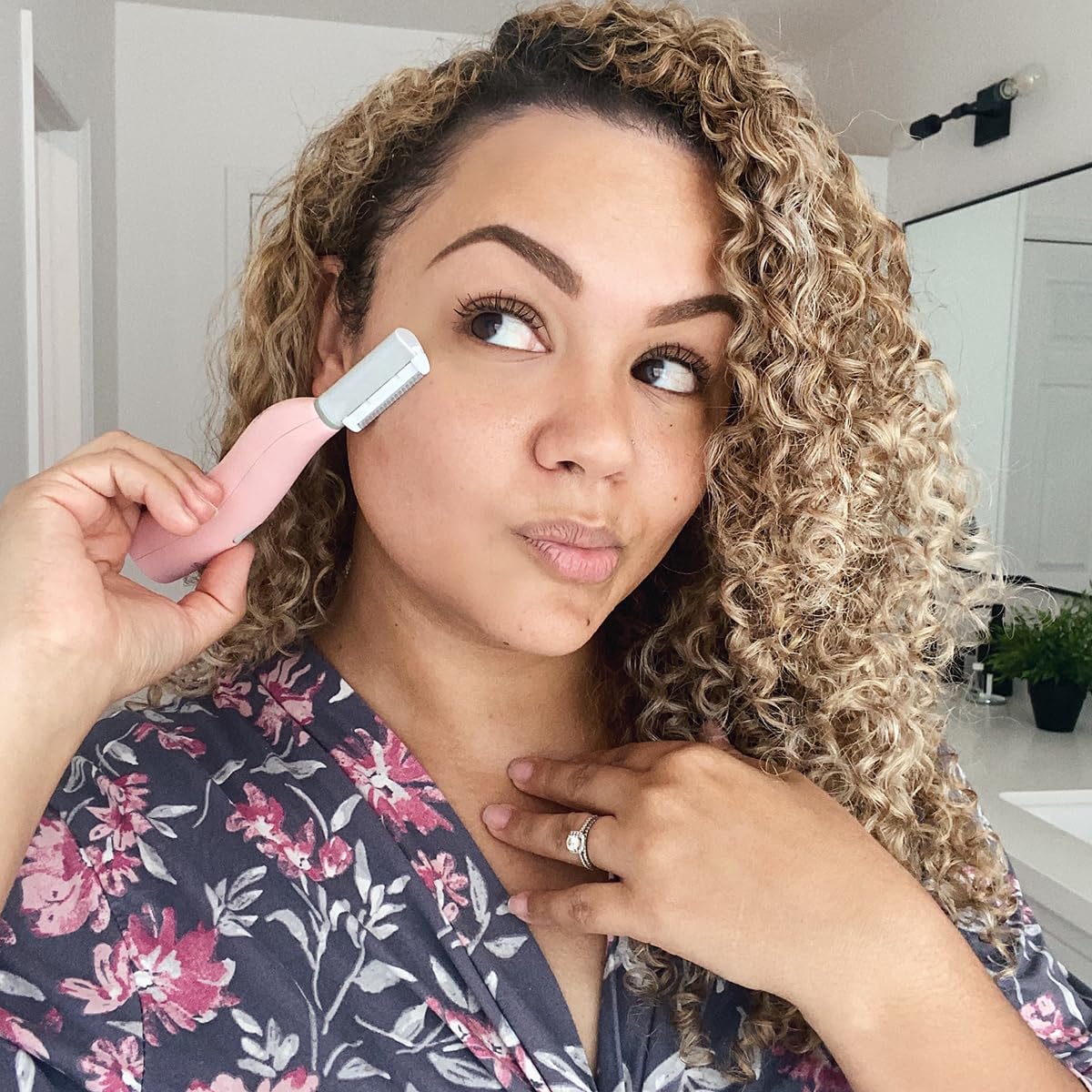 Spa Sciences SIMA Replacement Kit – ONLY COMPATIBLE WITH THE SPA SCIENCES SIMA DEVICE - Pro Dermaplane Machine Replacements for a Flawless Look – Dermatologist Recommended -