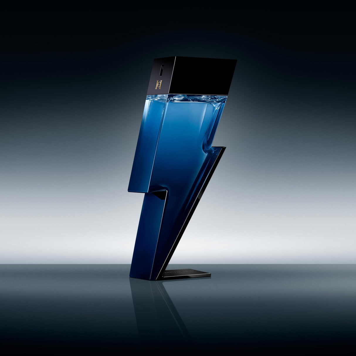 Carolina Herrera Bad Boy Cobalt Eau de Parfum Spray for Men, 5.1 Ounce