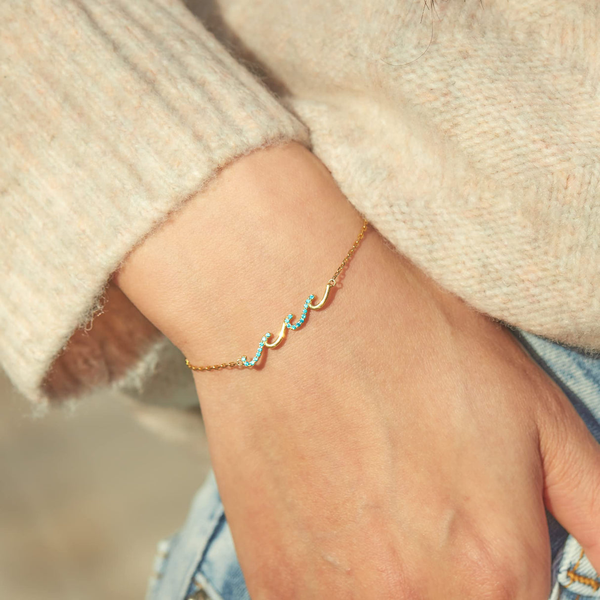 STORYJEWELLERY Sister Gifts, Sister Bracelet, Birthday Gifts for Sisters, Sterling Silver Wave Bracelet, Sisterhood Jewelry