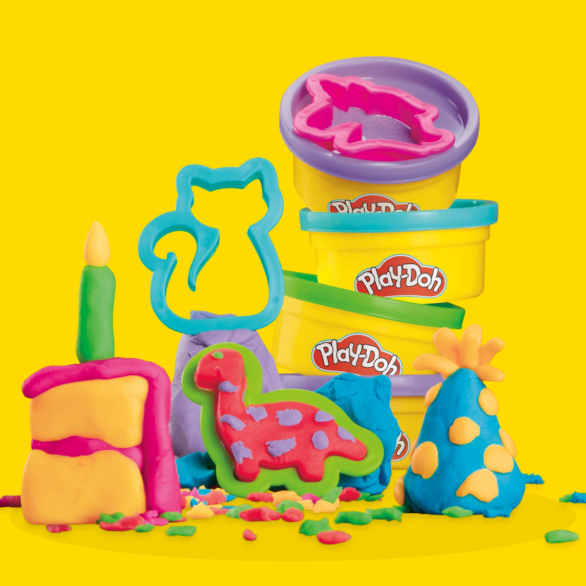 Play-Doh Party Favor Pack, Bulk 24 Pack of Modeling Compound with Cutters, Classroom Supplies for Arts & Crafts, Birthday Gifts & Prize Toys for Kids, Ages 3+ (Amazon Exclusive)