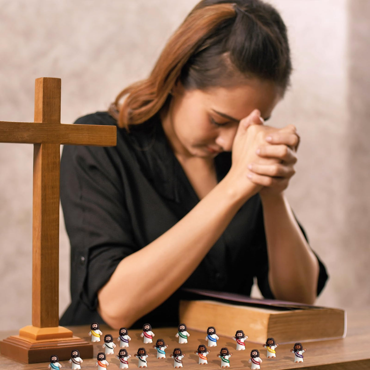 100pcs Little Jesus Figures in Bulk, Multicolor Mini Jesus Figurines Rubber Toys to Hide and Seek for Religious Party Favors , Sunday School Baptism, Christmas, Easter Egg Gifts for Kids, Man, Woman