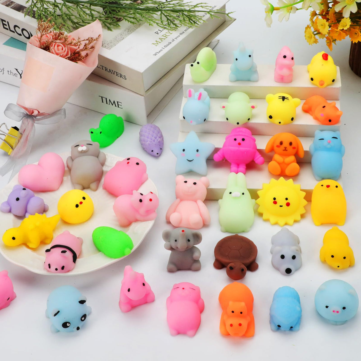 200 Pcs Mochi Squishy Toy, Kawaii Squishies Bulk Party Favors for Kids 4-8 8-12 Boys Girls Toddlers Teens Gift for Christmas Birthday Classroom Prizes Goodie Bag Stuffers