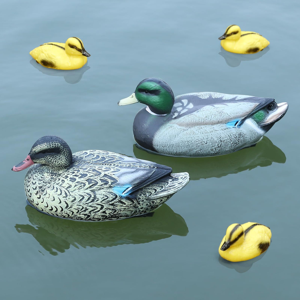 Cifavor 5 PCS Floating Mallard Duck Bait Set -2 Adult 3 Ducklings, Realistic Resin Floating Duck Bait Home Pack, Mallard Duck Bait Yard Pond Décor
