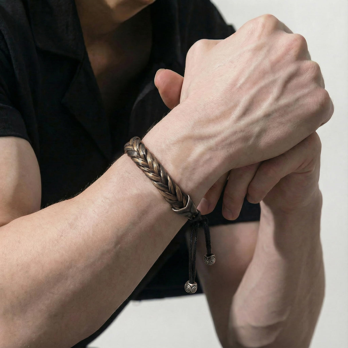 Hius Leather Bracelet for Men, Brown Adjustable Braided Leather Bracelet Wristband, Men's Leather Jewelry